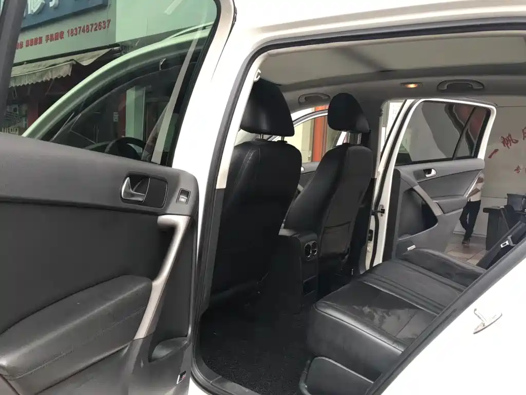 Volkswagen Tiguan 2010 2.0TSI AT Flagship