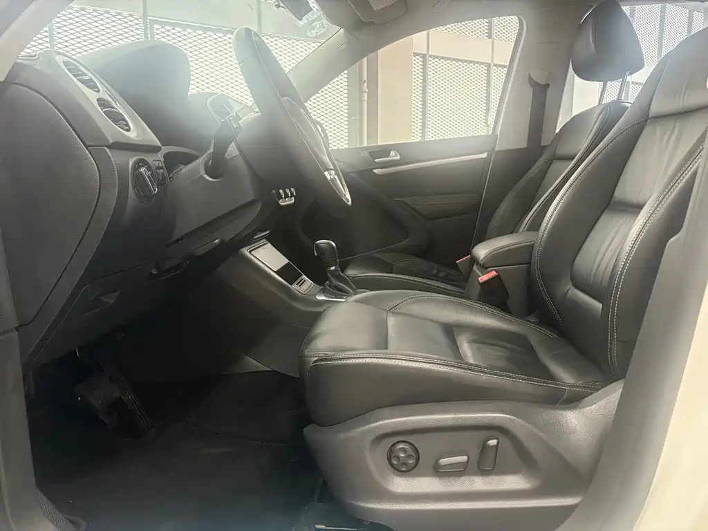 Volkswagen Tiguan — миниатюра 4