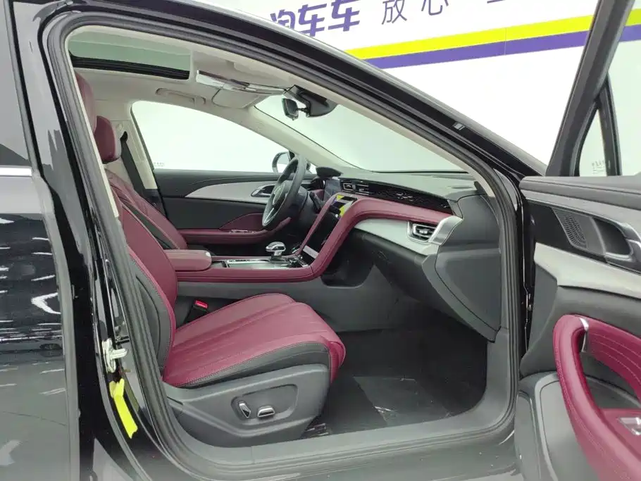 Hongqi Hongqi H5 PHEV — миниатюра 7