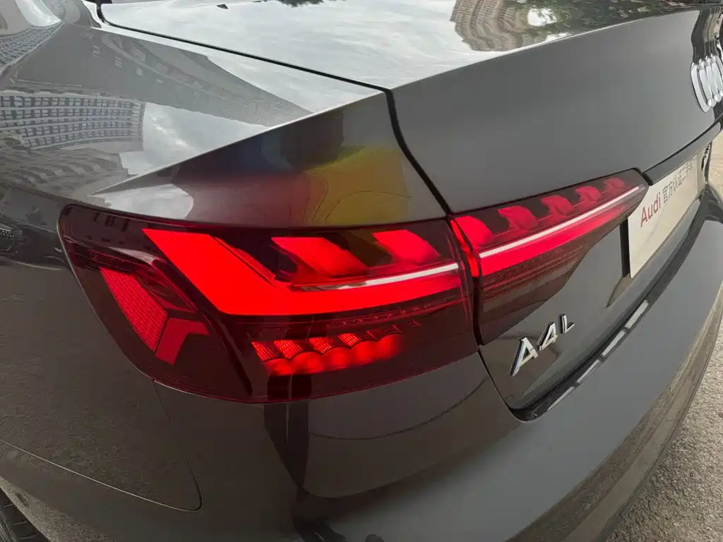 Audi A4L — миниатюра 10