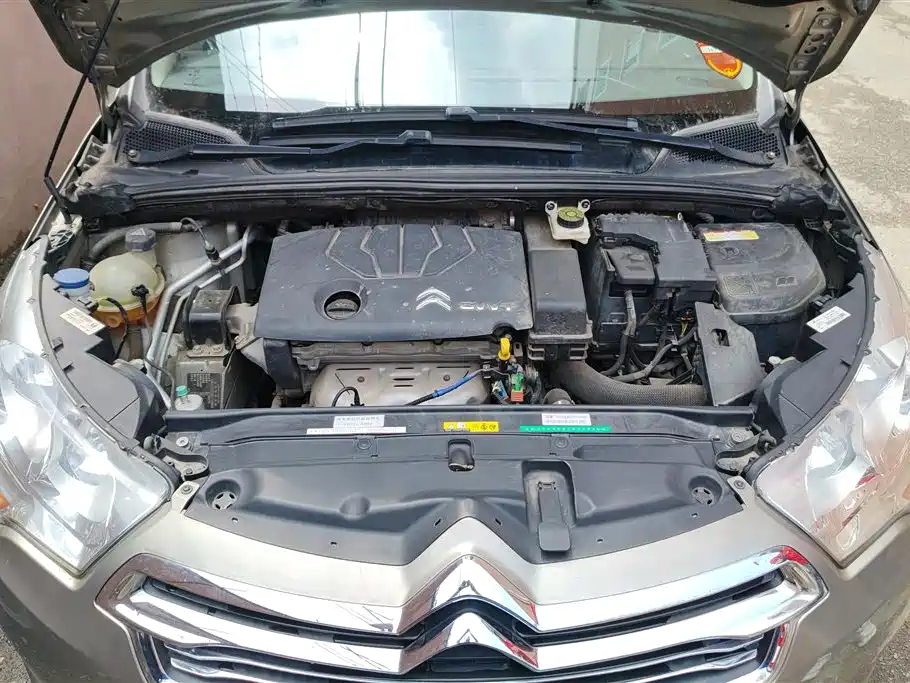 Citroen C4L 2014 1.8L MT