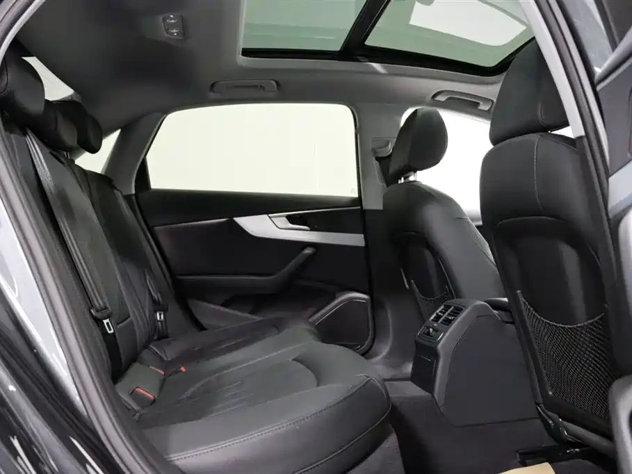 Audi A4L — миниатюра 6