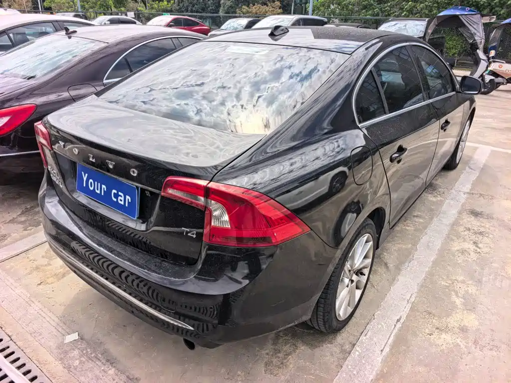Volvo S60 — миниатюра 5