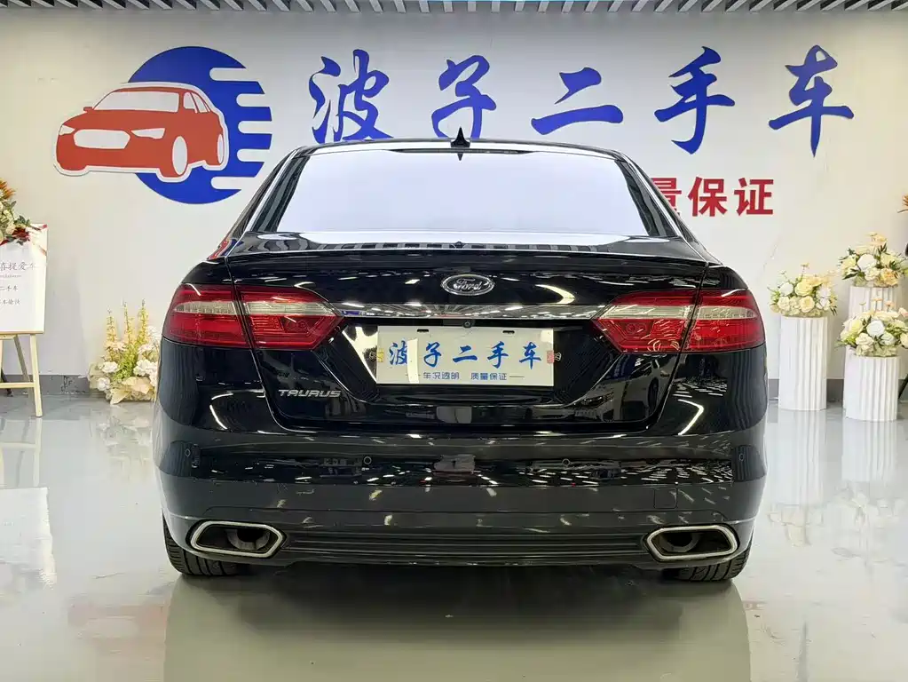 Ford Taurus — миниатюра 5