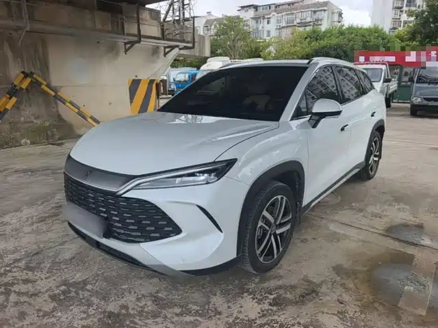 2025 BYD Song EV