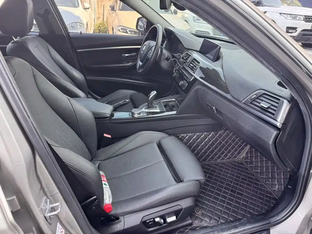 BMW 3 Series — миниатюра 9