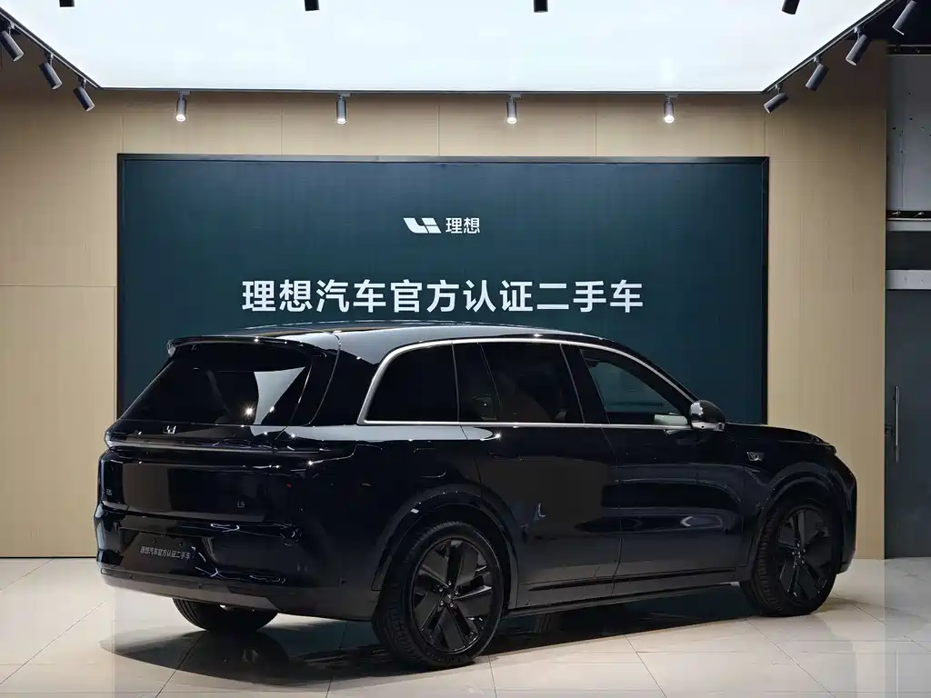 Li Auto L8 2025 Ultra