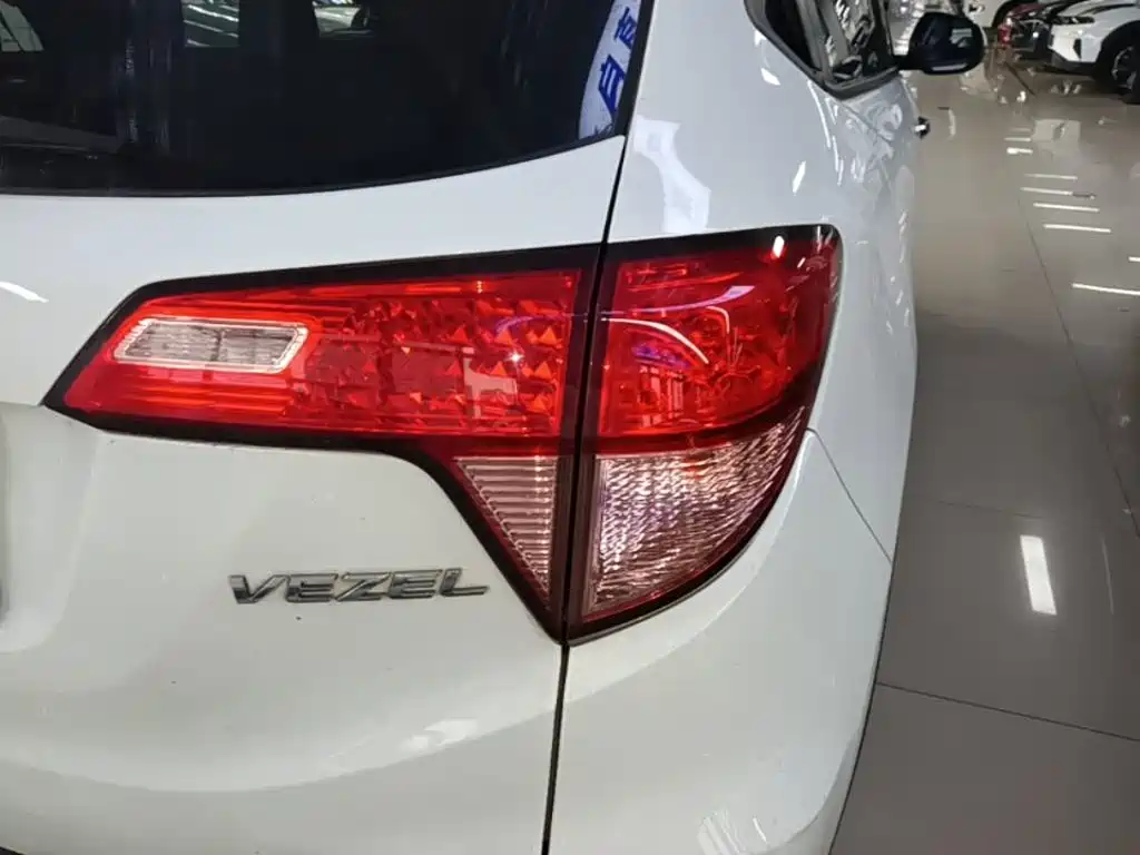 Honda Vezel — миниатюра 8