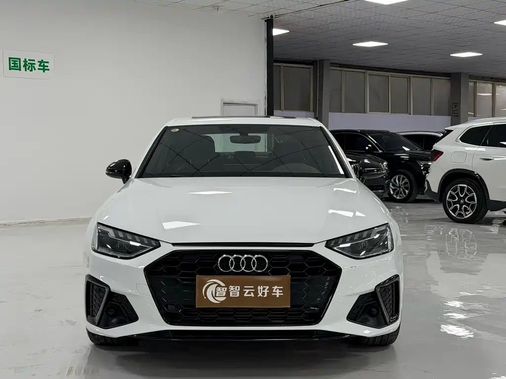 Audi A4L 2024 40 TFSI Luxury