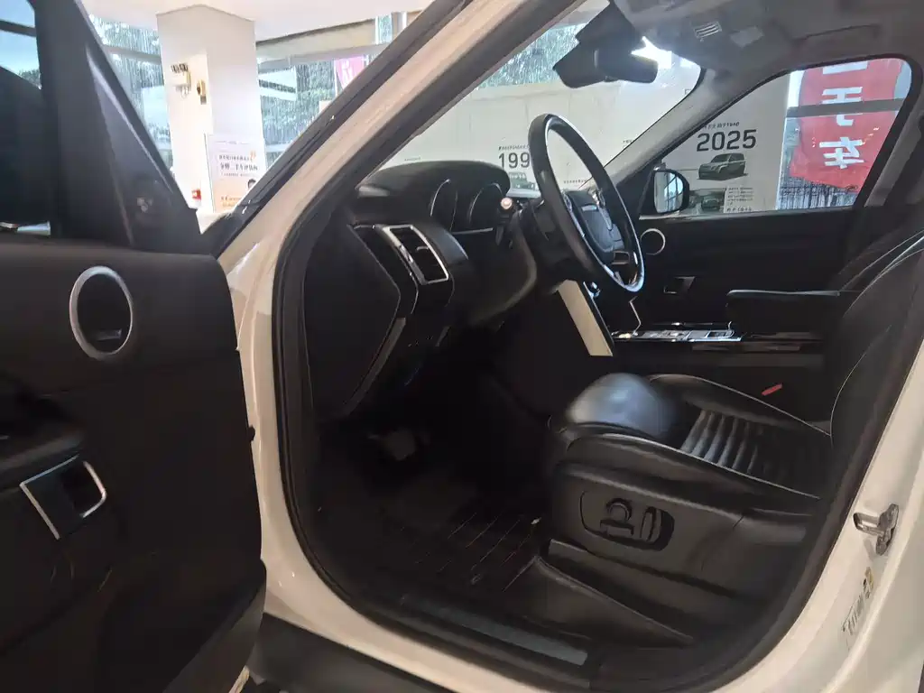 Land Rover Discovery — миниатюра 5