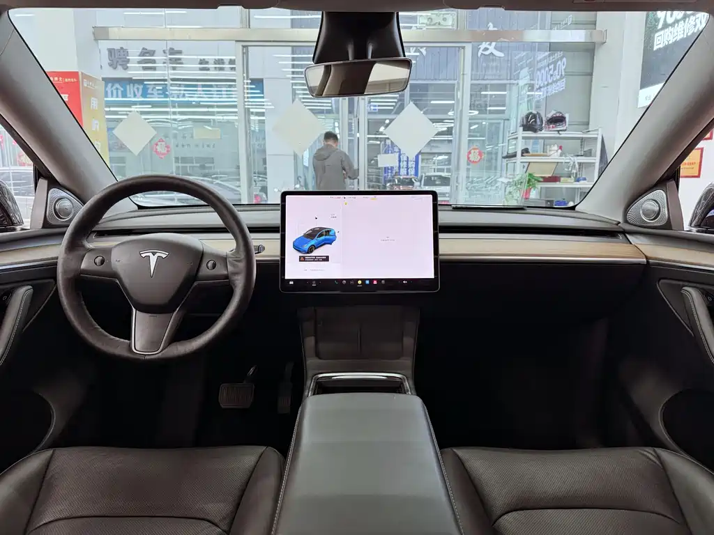Tesla Model Y — фотографии объявления, Фото 11