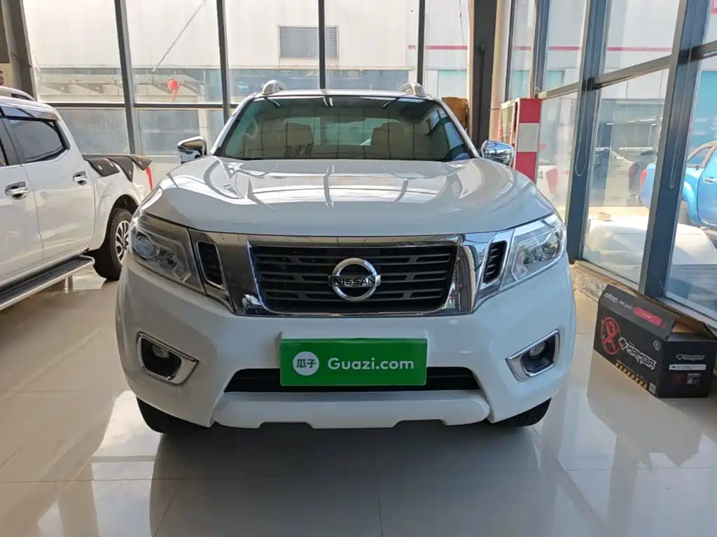 Nissan Navara — миниатюра 3