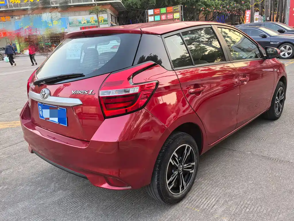 TOYOTA YARIS L ZHIXUAN