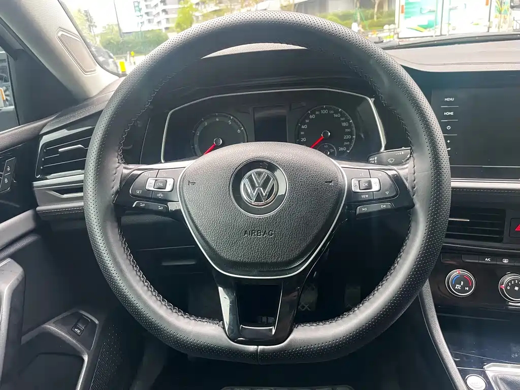 Volkswagen Sagitar — миниатюра 12