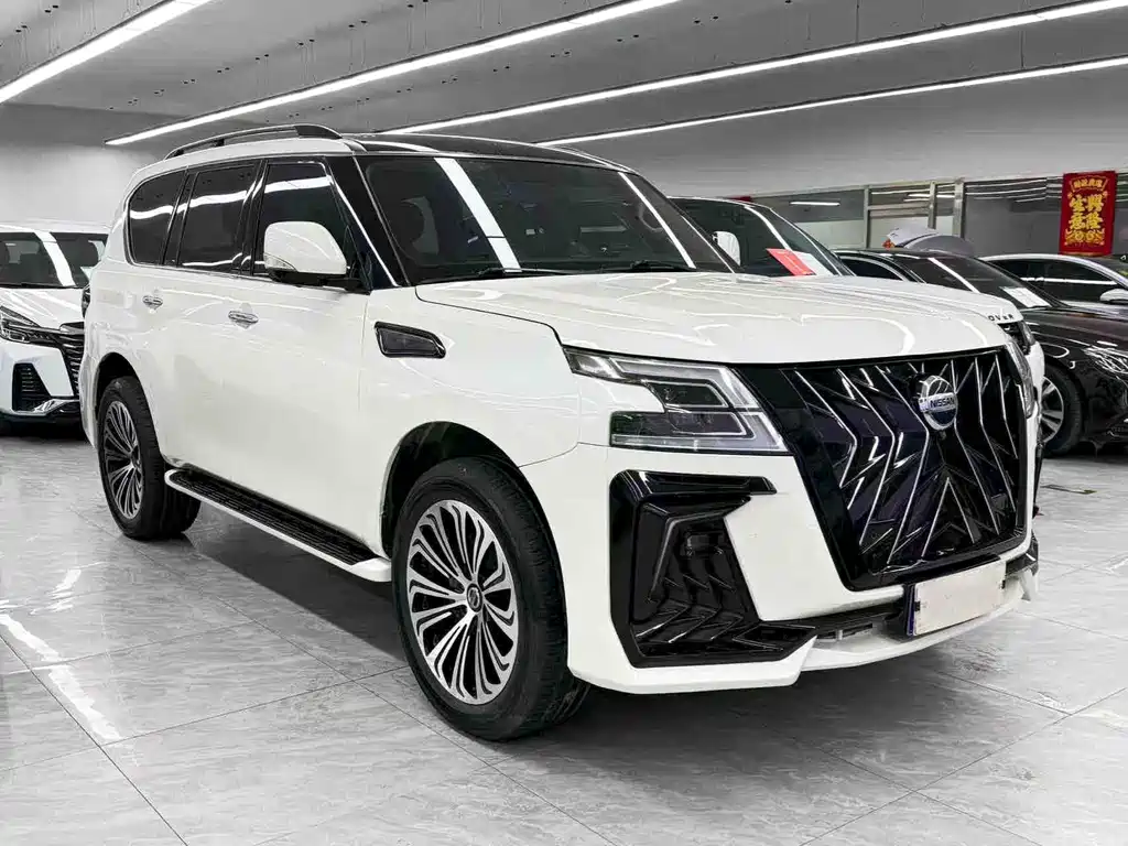 Nissan Patrol — миниатюра 3