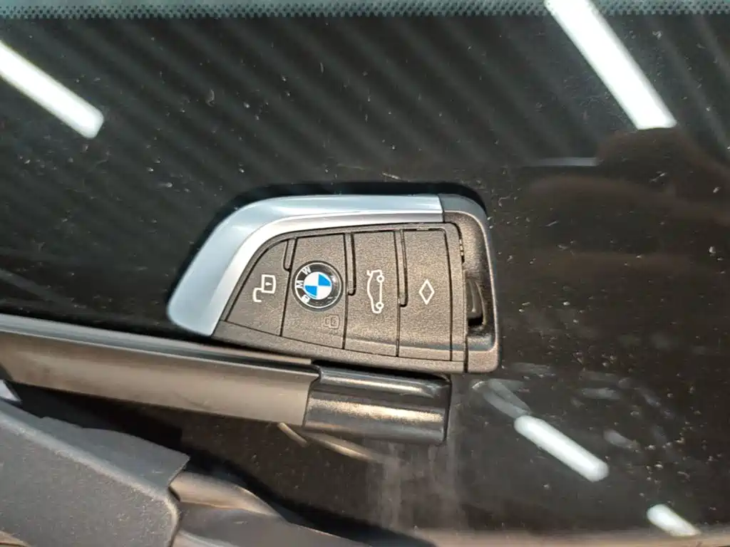 BMW 3 Series — миниатюра 17