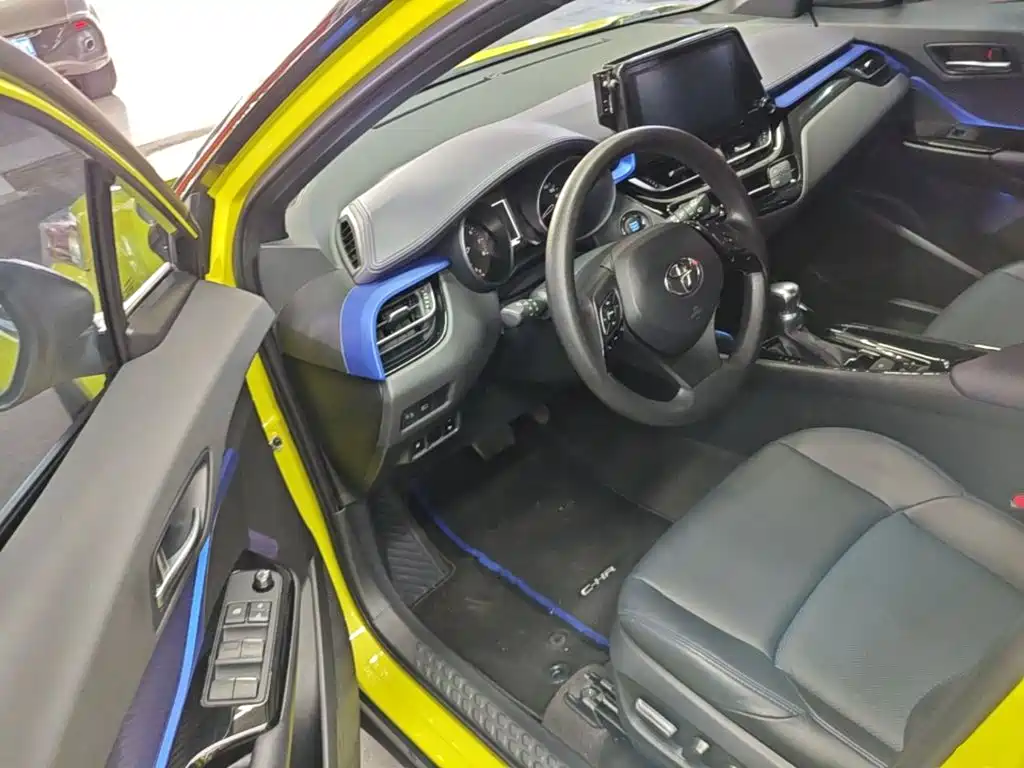 Toyota C-HR — миниатюра 16