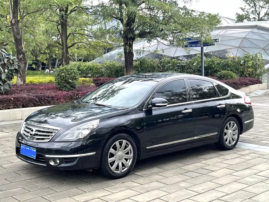 Купить Nissan Teana