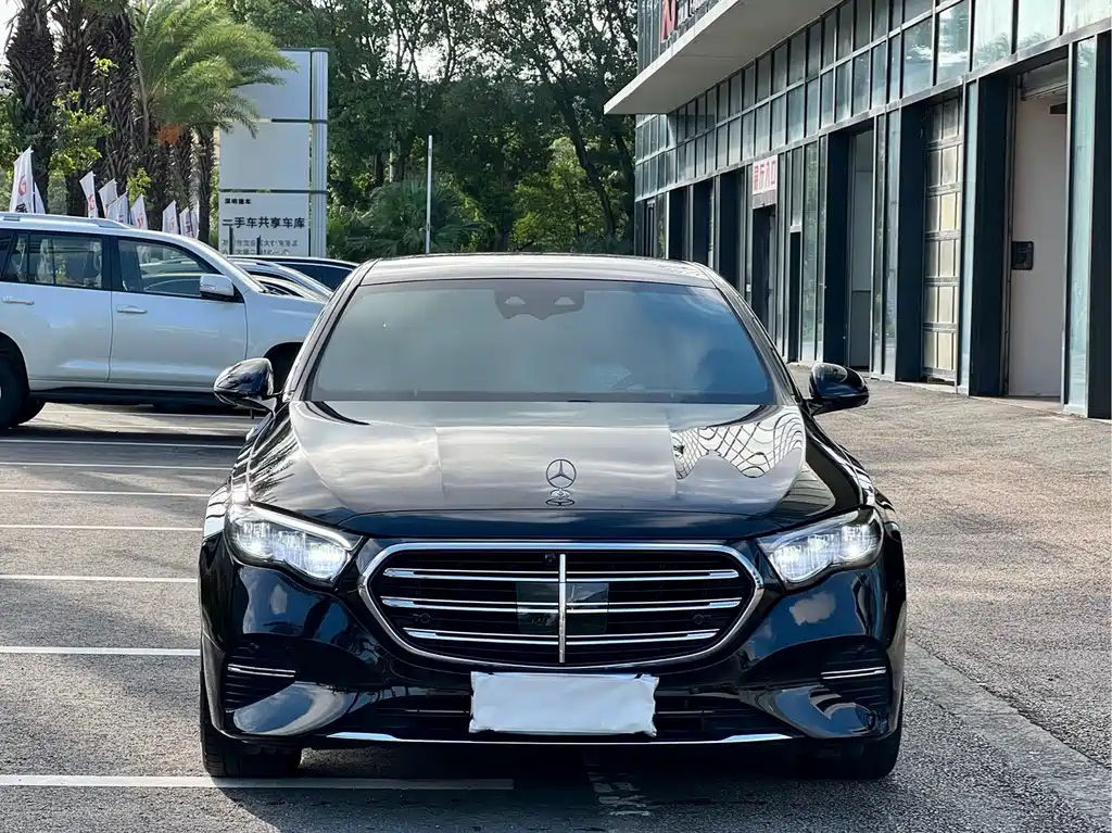 Mercedes-Benz E-Class E 2024 E 300 L Luxury