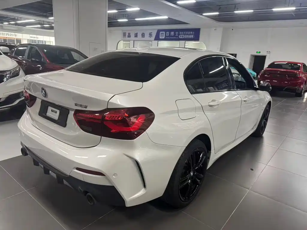 BMW 1 Series — миниатюра 2