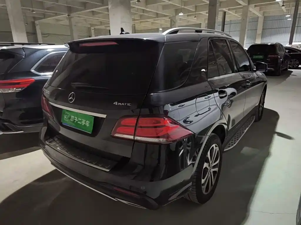Mercedes-Benz GLE (Import) — миниатюра 7