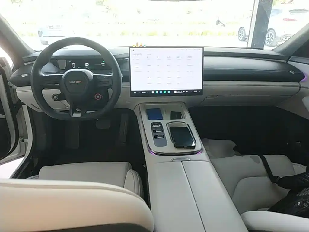 Xiaomi SU7 — миниатюра 10