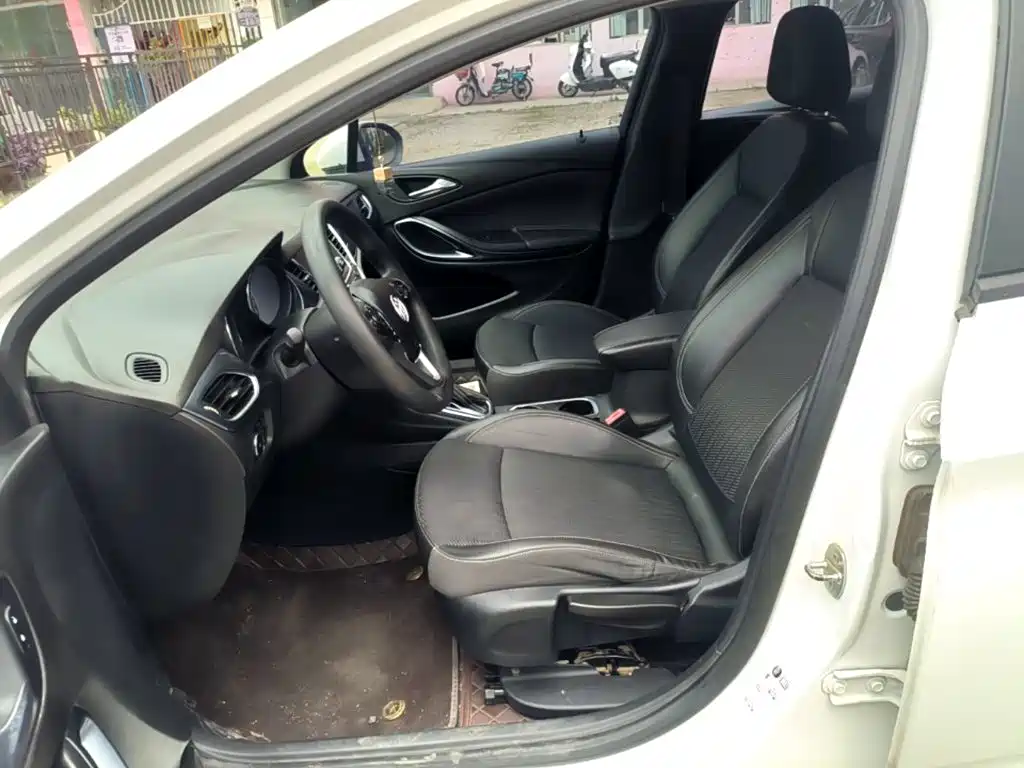 Buick Verano — миниатюра 15