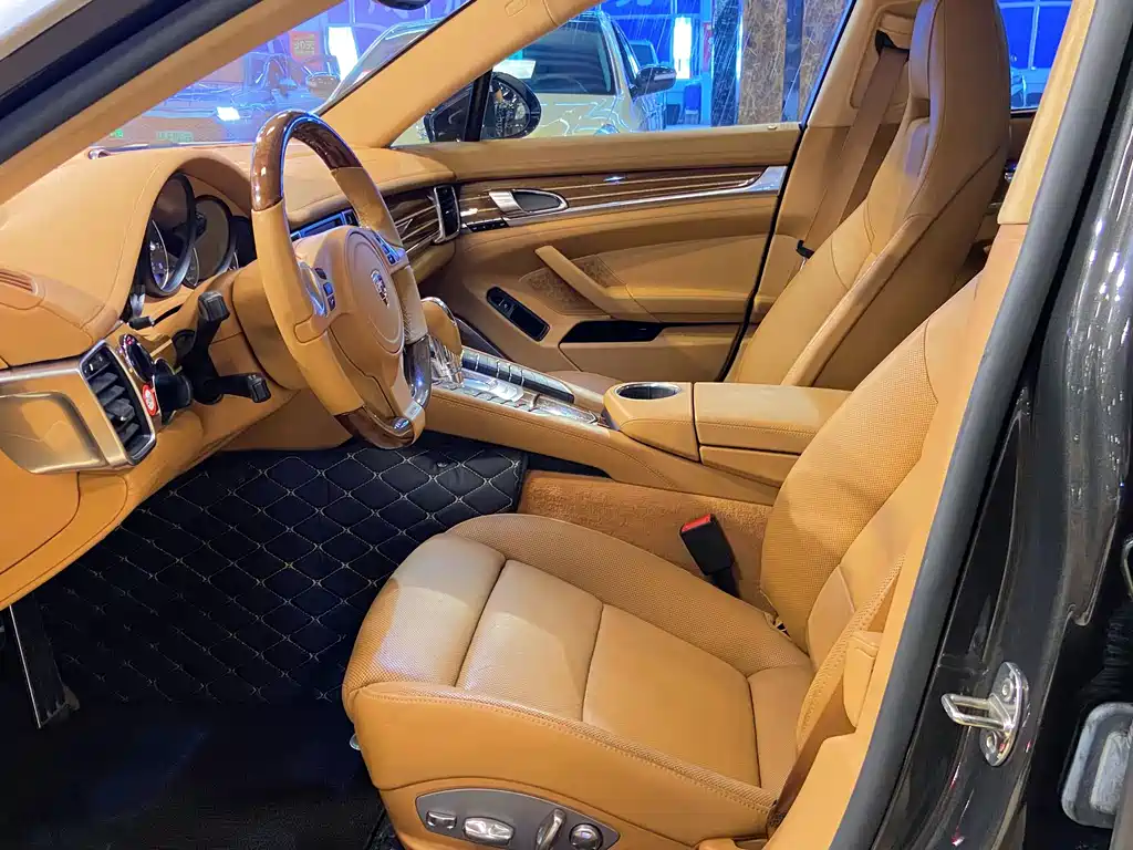 Porsche Panamera — миниатюра 20