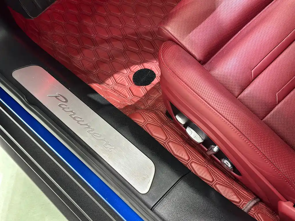 Porsche Panamera — миниатюра 17