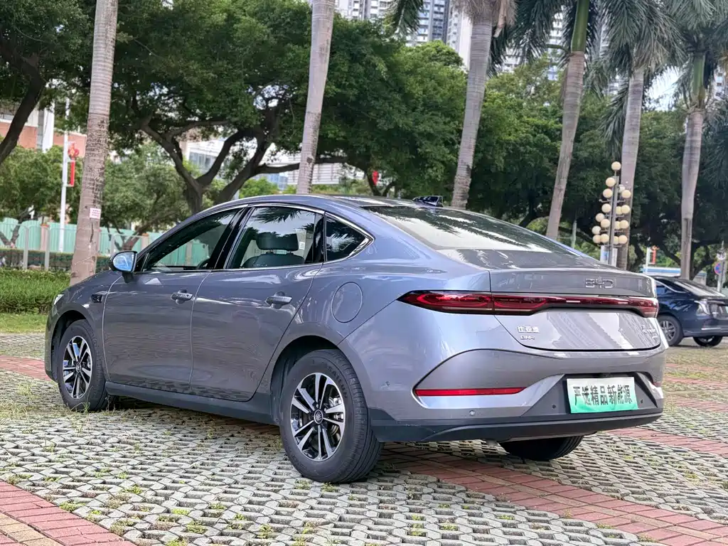 BYD Qin Plus PLUS 2025 DM-i Smart Drive 120KM