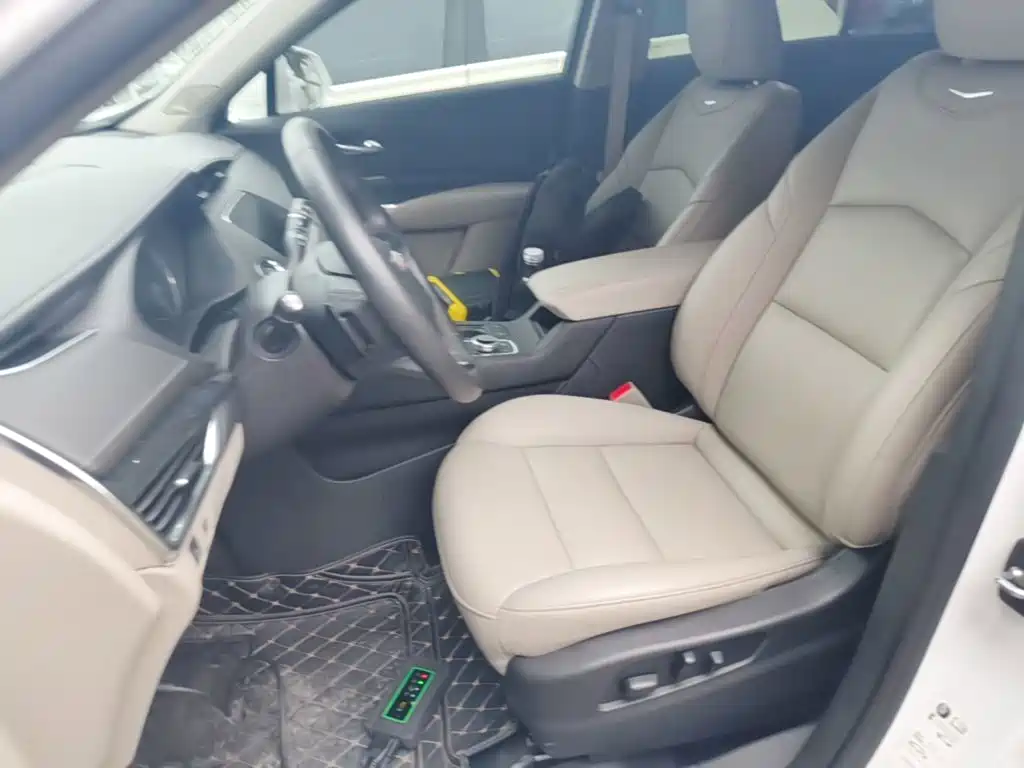 Cadillac XT4 — миниатюра 15