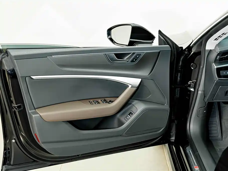 Audi A7L — миниатюра 16