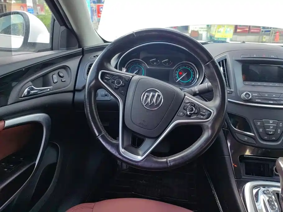Buick Regal — миниатюра 15