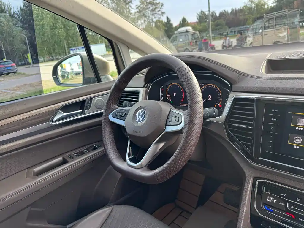 Volkswagen Viloran — миниатюра 28