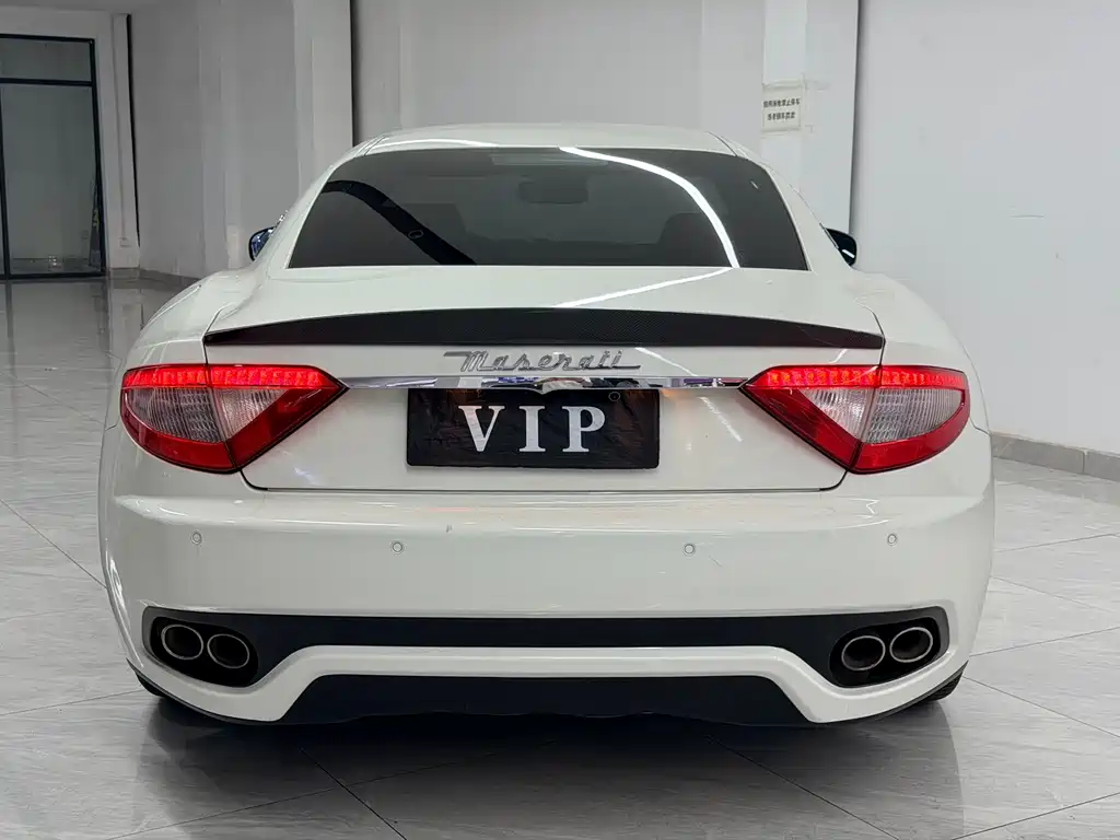 Maserati GranTurismo 2013 4.2L AT