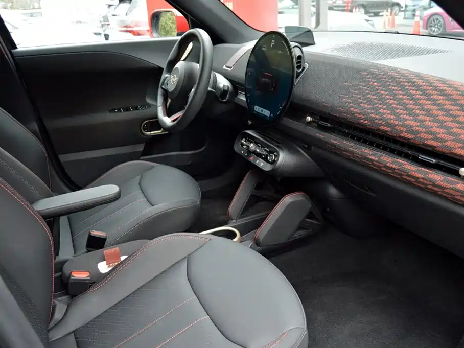 MINI ELECTRIC  JCW ACEMAN