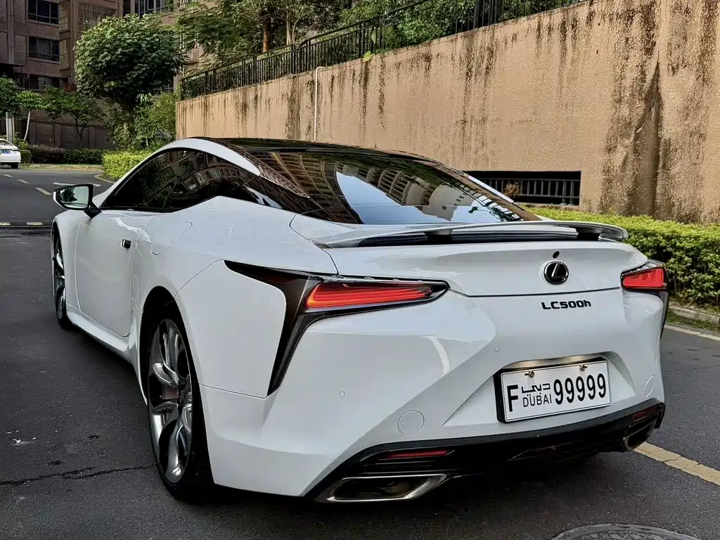 Lexus LC — миниатюра 7