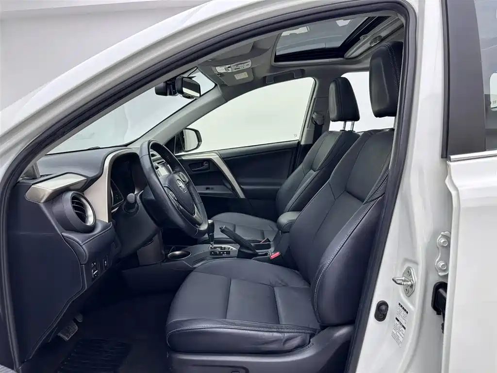 Toyota RAV4 — фотографии объявления, Фото 18
