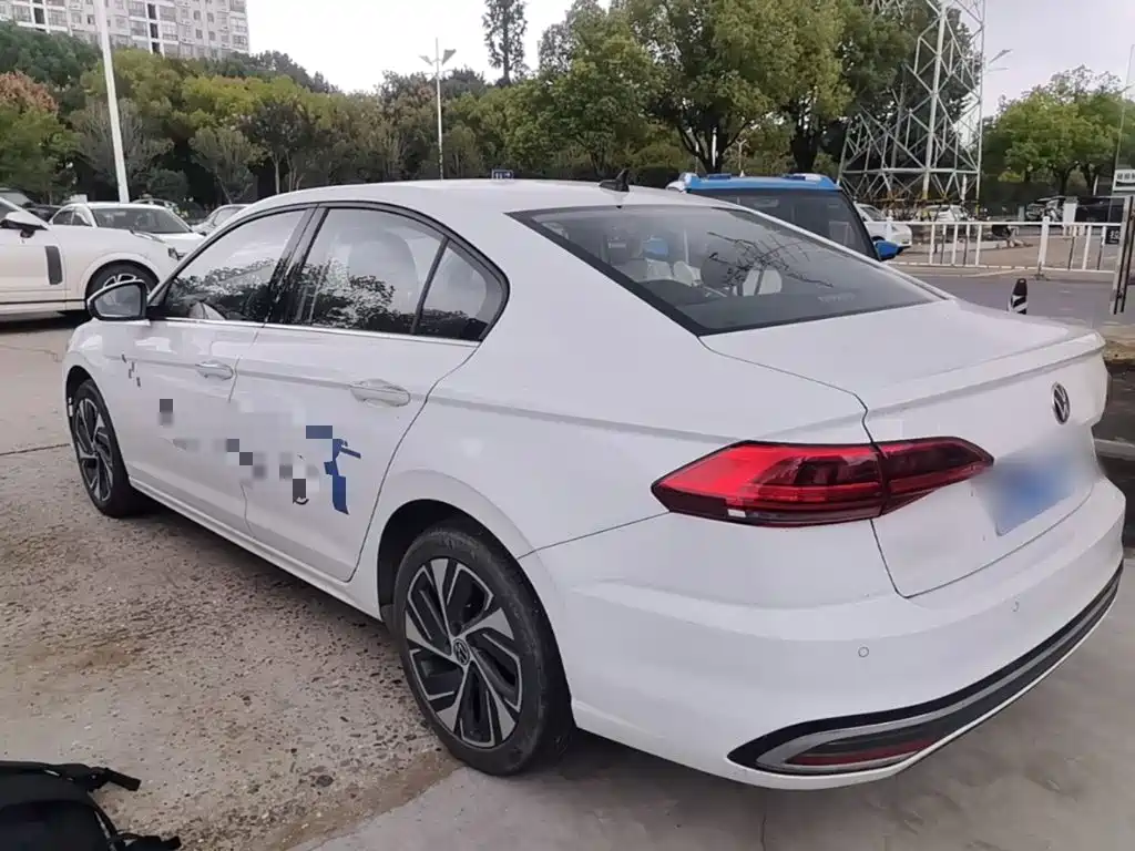 Volkswagen Bora — миниатюра 5