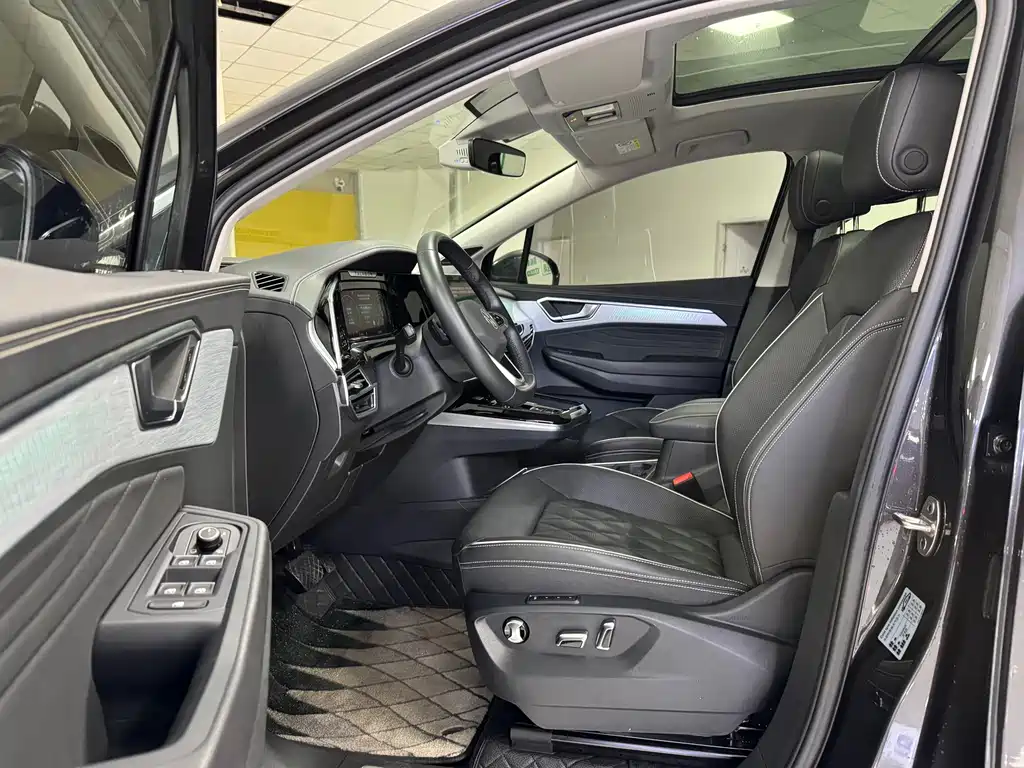 Volkswagen Talagon — миниатюра 4