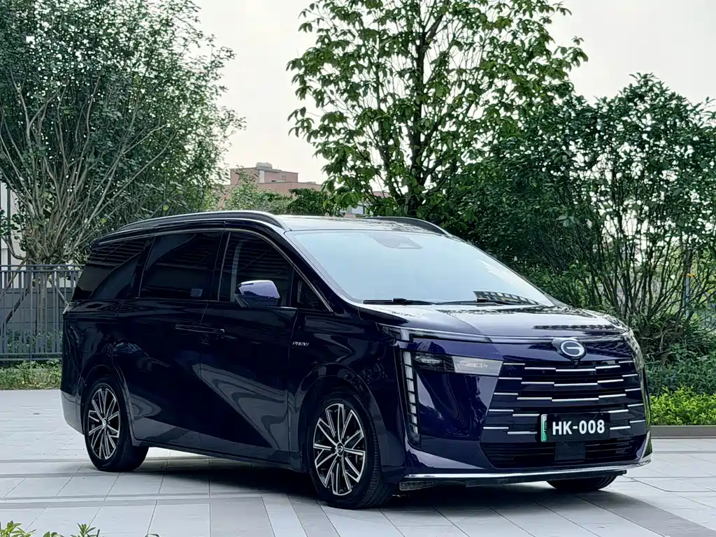 GAC Motor Trumpchi E8 PHEV — миниатюра 3