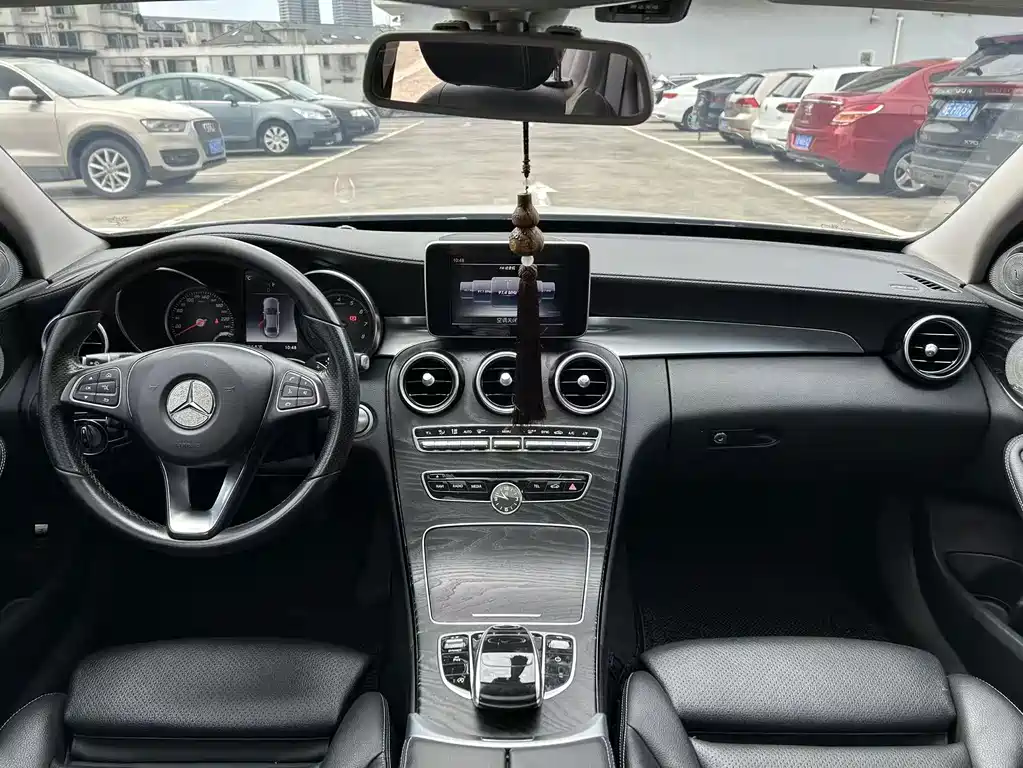 Mercedes-Benz C-Class — миниатюра 5