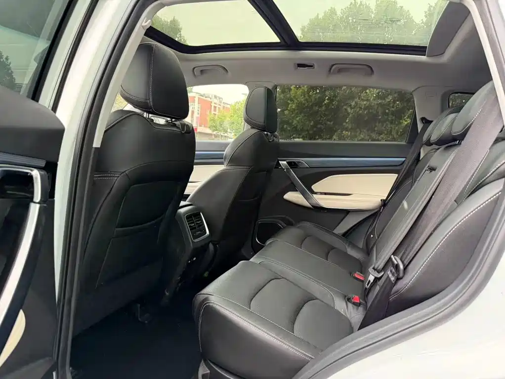 Geely Boyue — миниатюра 11