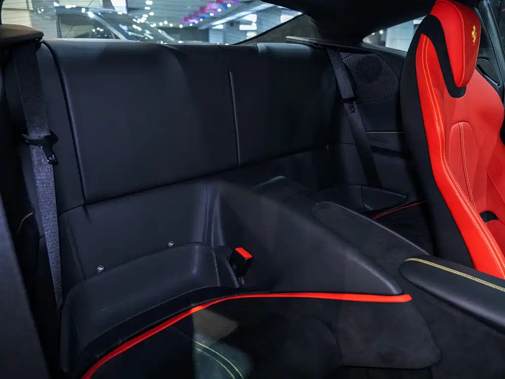 Ferrari Roma — миниатюра 27
