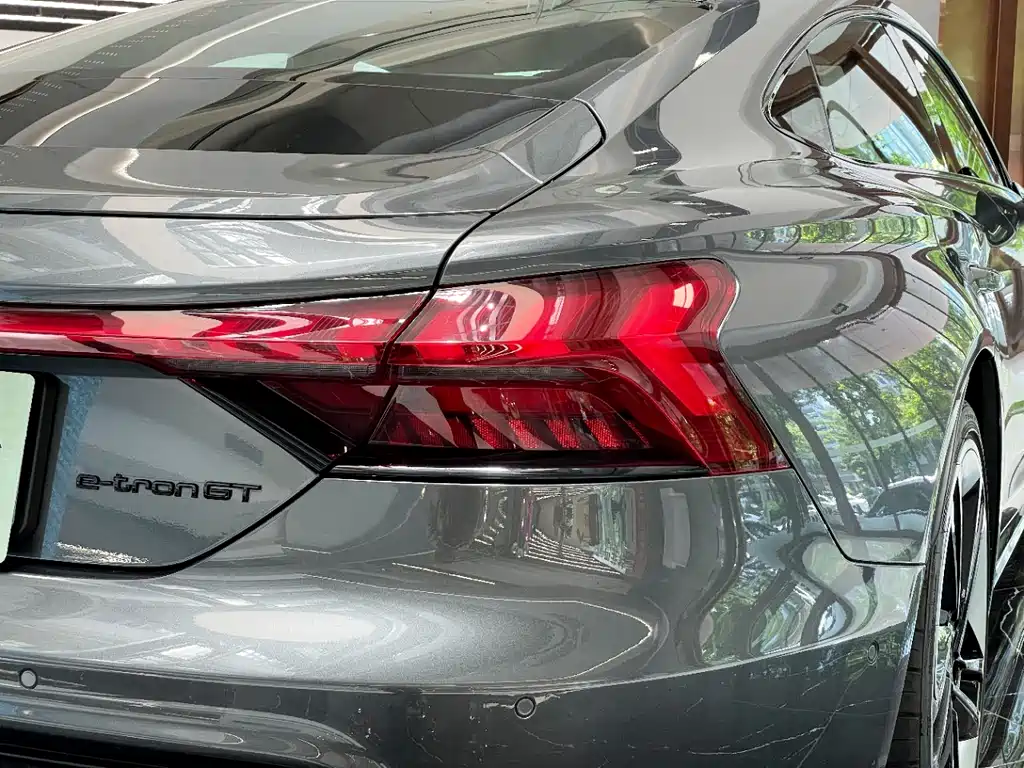 Audi e-tron GT