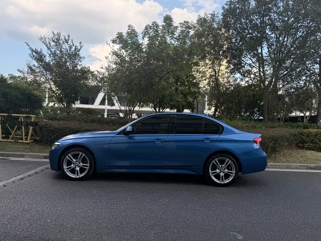 BMW 3 Series — миниатюра 4