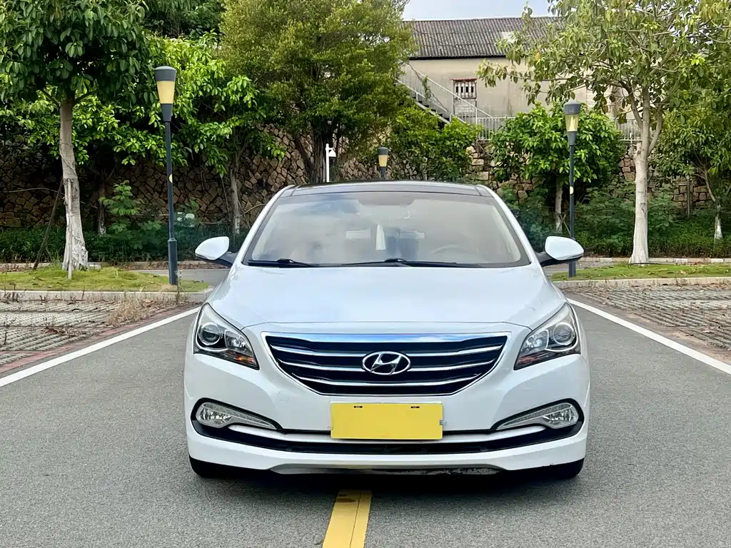 Hyundai Mistra — миниатюра 2