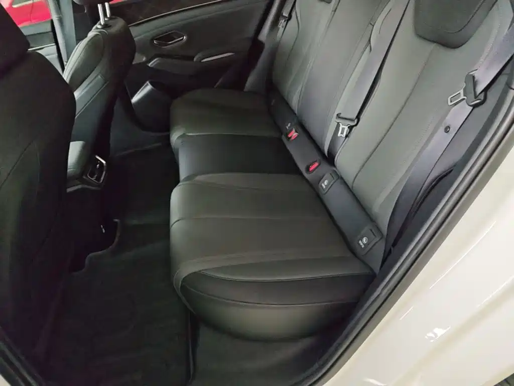 BYD Qin L — миниатюра 17