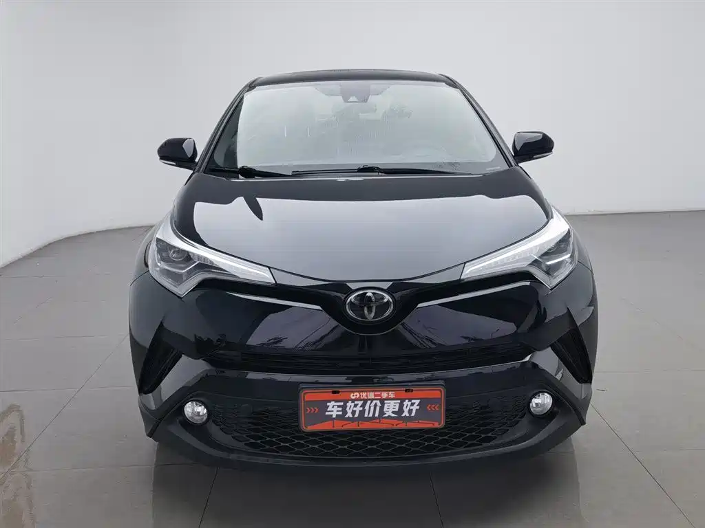 Toyota C-HR 2018 2.0L Luxury V