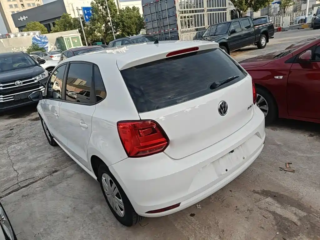 Volkswagen Polo — миниатюра 5